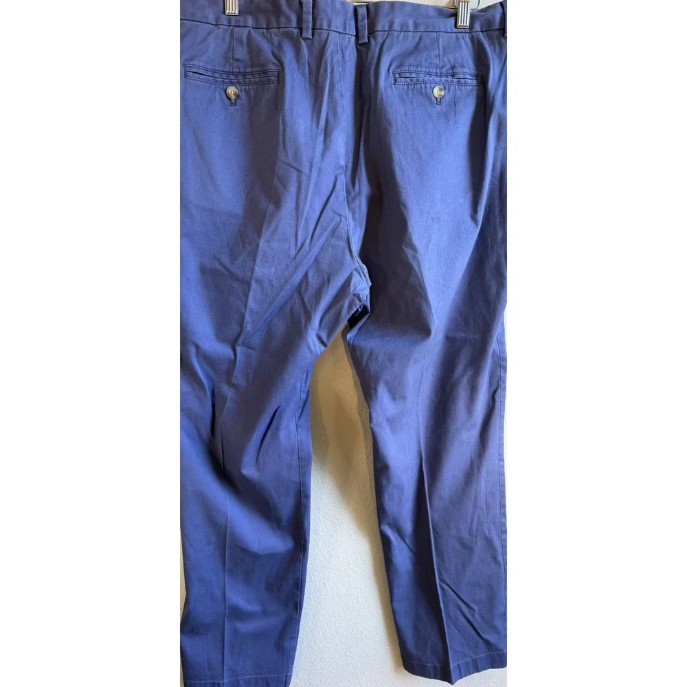 Vineyard Vines Men's 42 Blue Twill Stretch Chino Flat Front